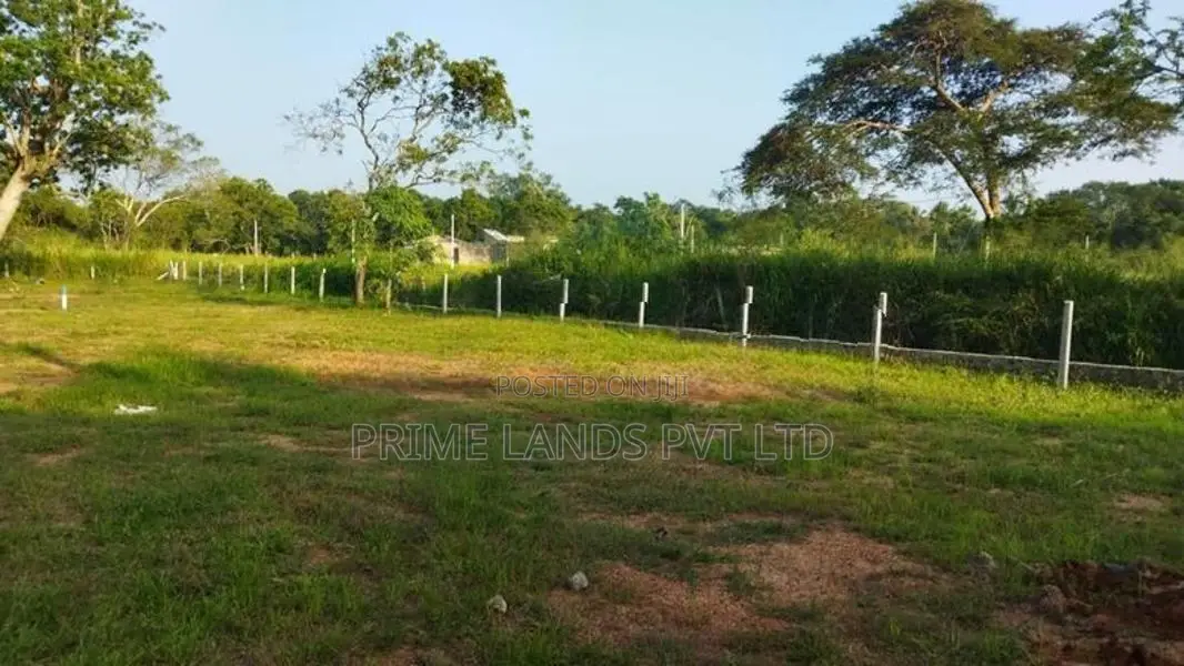 අනුරාධපුර පුත්තලම පාරට සින්නක්කර පර්චස් 11.7ක් බිම් කොටස් විකිණීමට