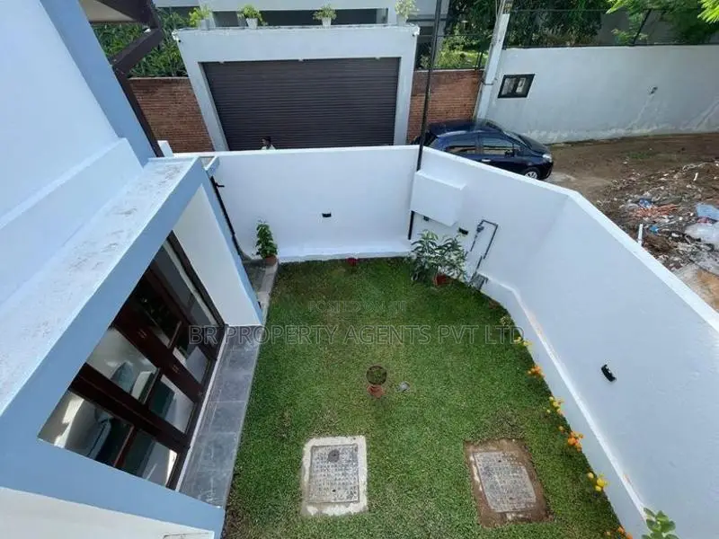 Modern Two Story House for Sale in Moratuwa