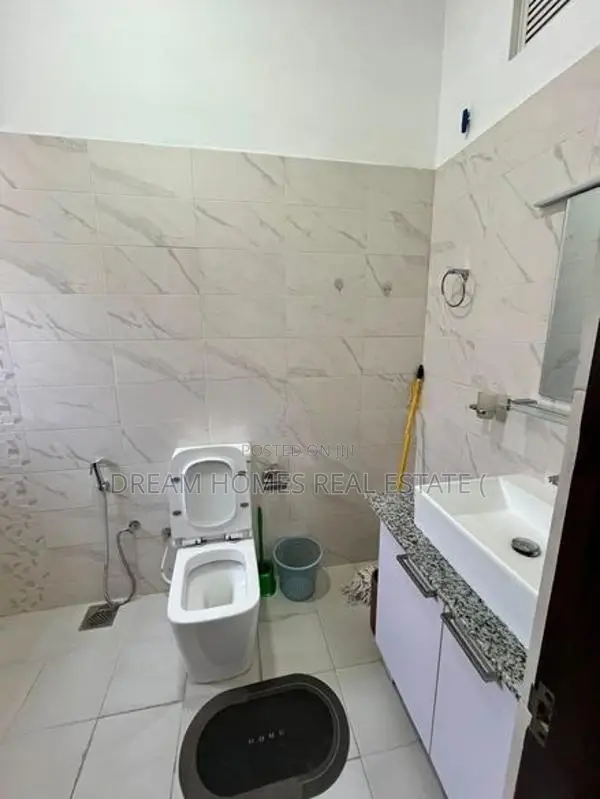 Fully Furnished 3-Bedroom Apartment for Rent Kotte