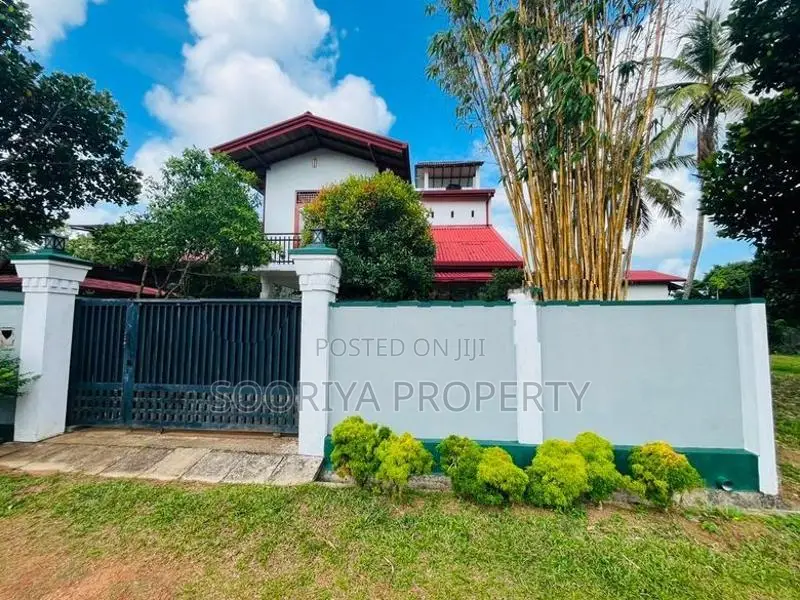 2 Story House for Sale in Piliyandala