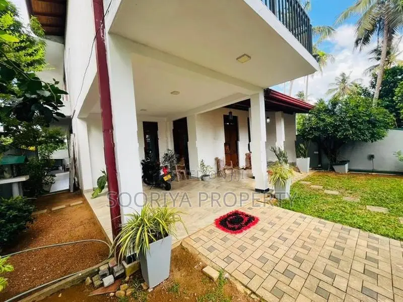 2 Story House for Sale in Piliyandala