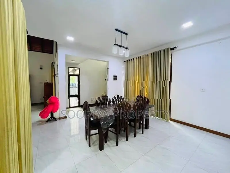 2 Story House for Sale in Piliyandala