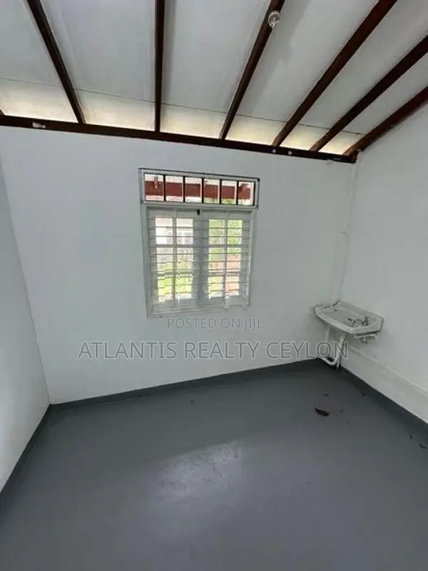 Beautiful Family Home for Sale - Prime Location Kirulapone