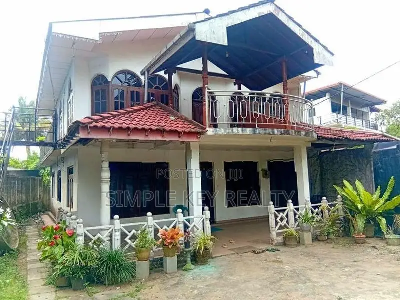 Valuable Property for Sale in Kadawatha Ganemulle Road