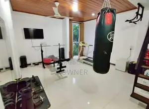 Fully Furnished Room for Rent in Battaramulla