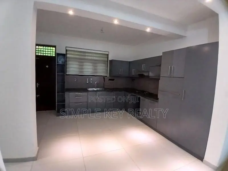 Two Storey House for Sale in Gampaha Imbulgoda