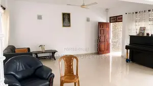 20 Perch Property with 10-Room House for Sale – Maharagama (SA)