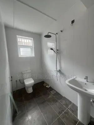 Commercial Building For Rent in Kirula Road Colombo 5