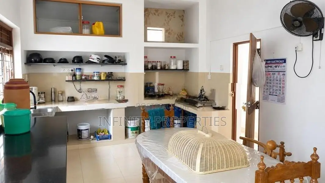 20 Perch Property with 10-Room House for Sale – Maharagama (SA)