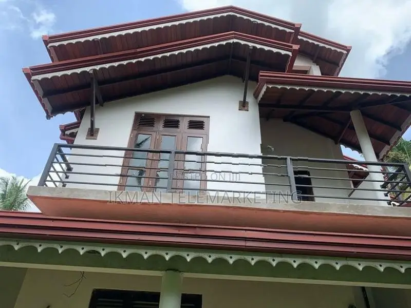 House for sale in Near Kurunegala