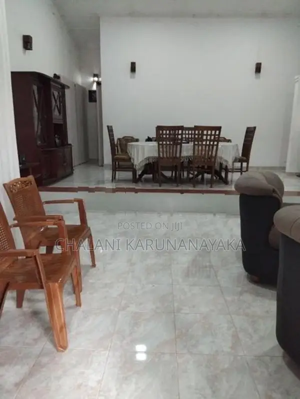 Spacious With Fully Furnished House For Rent In Pinnawala