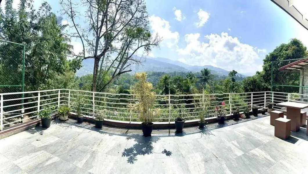 Brand-New House for Sale in Peradeniya