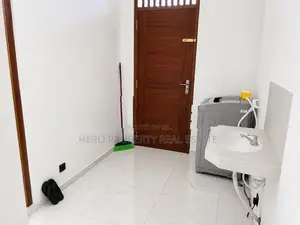 Luxury House for Sale in Kottawa