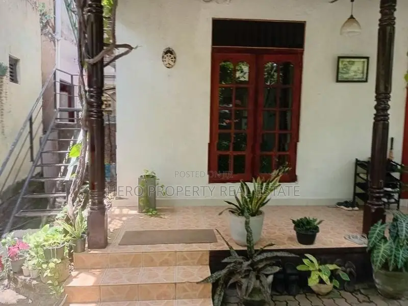 Valuable Ground Floor House for Rent in Nugegoda