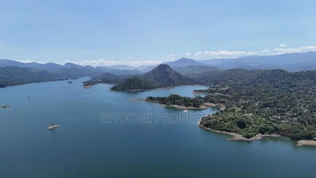 වික්ටෝරියා වැව සහ නකල්ස් කඳු දසුන් සහිත ඉඩම් – දිගන