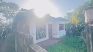 Land for Sale with An Old House Ratmalana