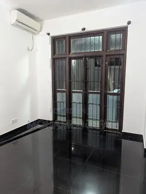 Spacious 3 Bedroom First Floor House for Rent – Kalubowila
