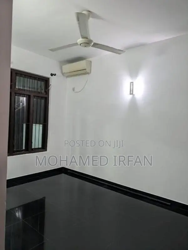 Spacious 3 Bedroom First Floor House for Rent – Kalubowila