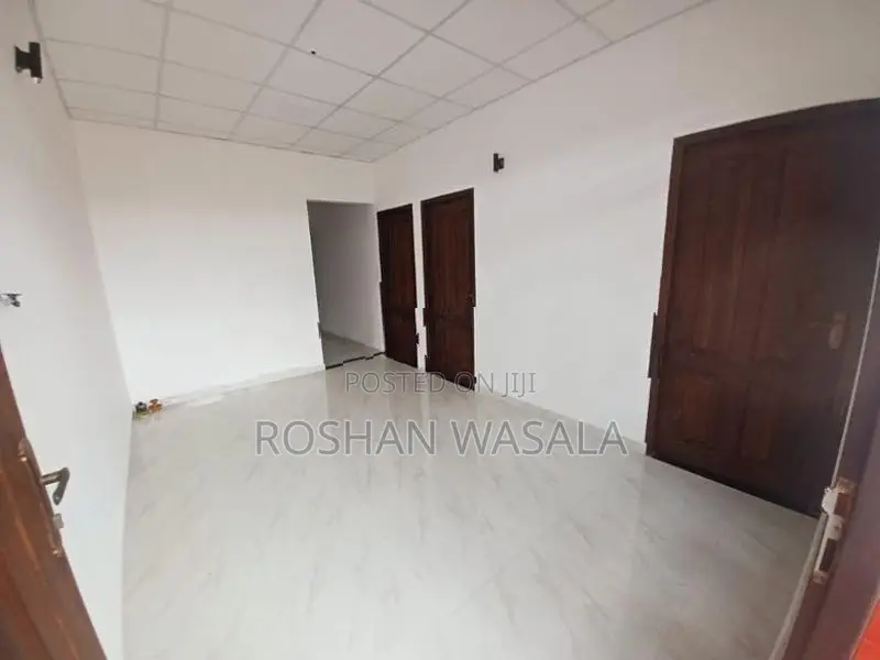 3-Bedroom House for Sale in Kotikawatta