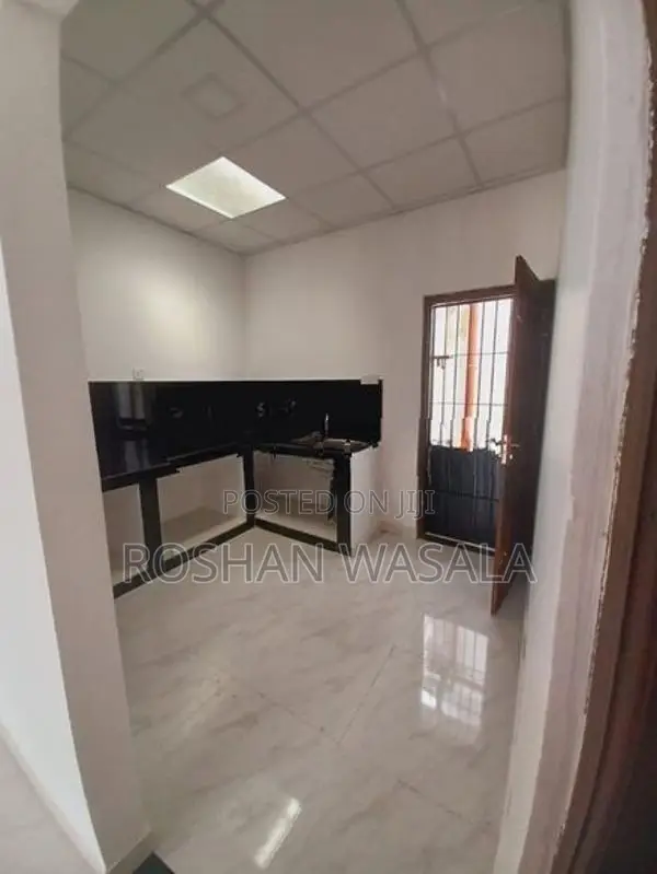 3-Bedroom House for Sale in Kotikawatta