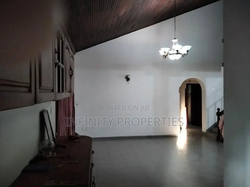 2-Storey House for Sale – Arawala Road (SA)