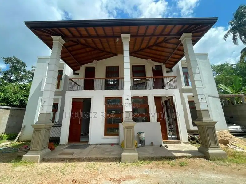 Brand-New Luxury 9-Bedroom Residence for Rent – Pannipitiya
