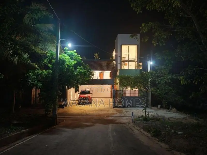 Brand New House for Sale Kottawa City Limit