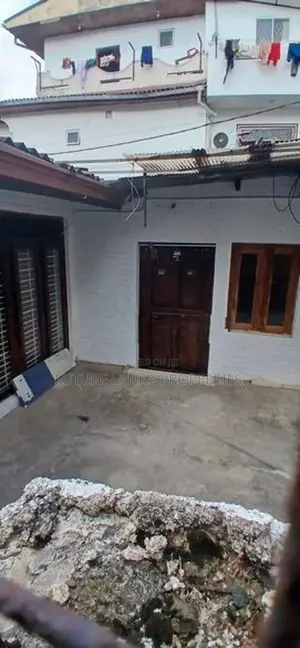 House for Sale in Wellawatte Colombo-06