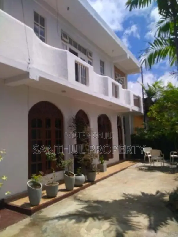 Prime House for Sale in Maharagama – 119 Bus Road