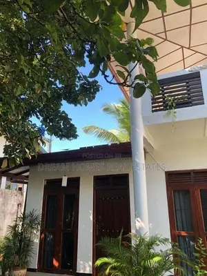 4-Bedroom 2-Storey House for Sale – Mattegoda