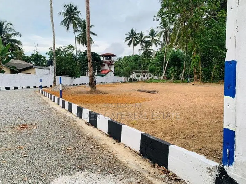 යක්කල හොඳ ඉඩම