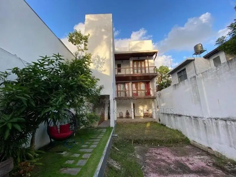 Luxury 2 Storey House for Sale in Ratmalana
