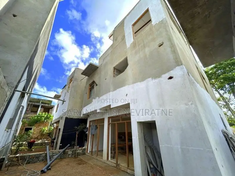 Brand-New Houses For Sale - Ja-Ela The Finance Kandawatta