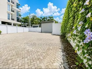 Commercial Building for sale – Polwatta Rd, PannipitiyacCS101)