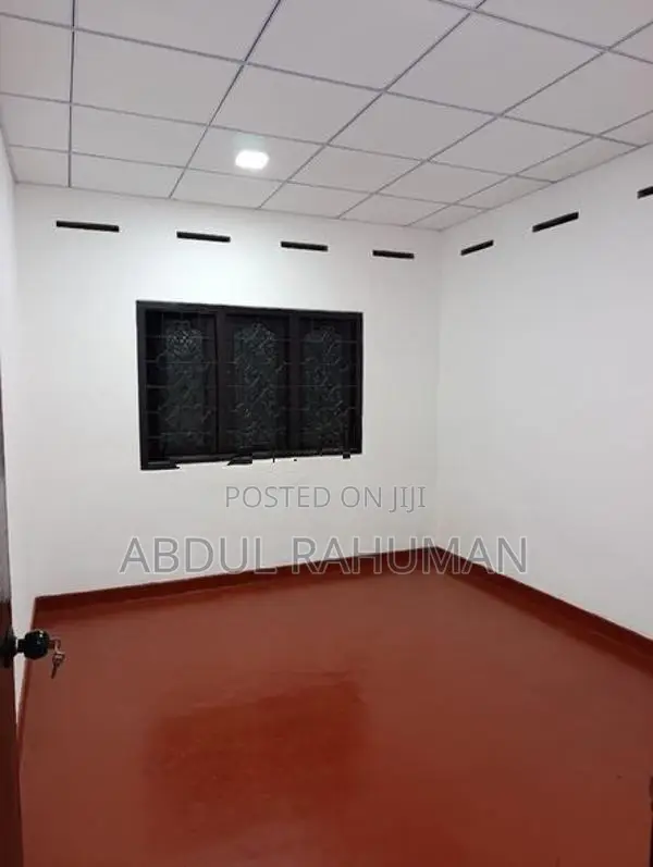 Red Floor Single House Horetuduwa