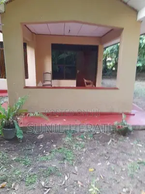 Spacious 3 Bed Room House for Rent in Kandana