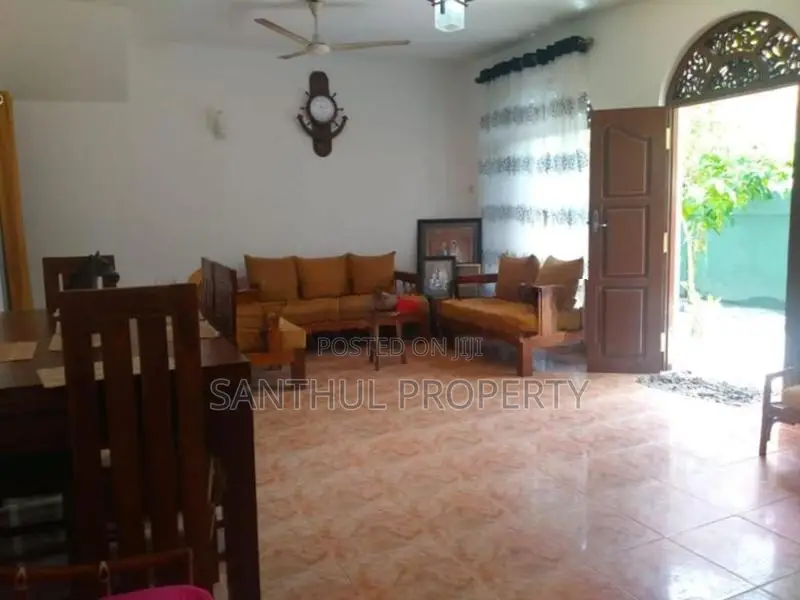 Prime House for Sale in Maharagama – 119 Bus Road