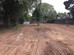 Land in Enderamulla, Wattala