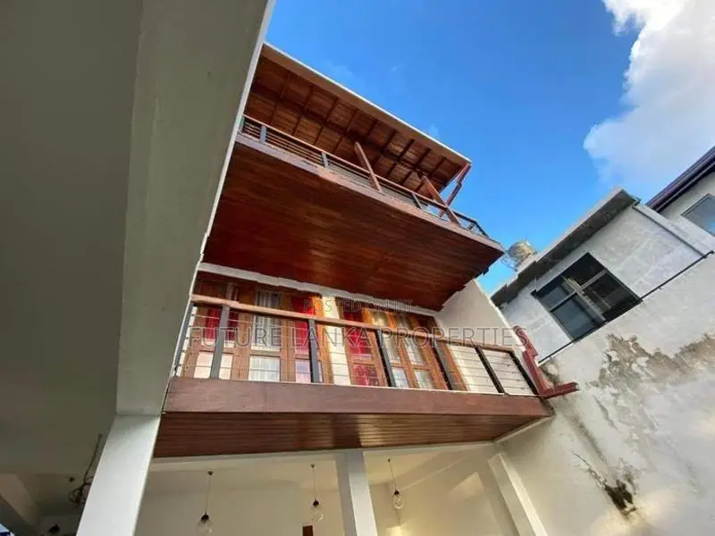 Luxury 2 Storey House for Sale in Ratmalana