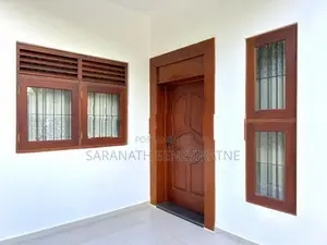 Brand-New House in Ja-Ela Thudella - Near Train Station