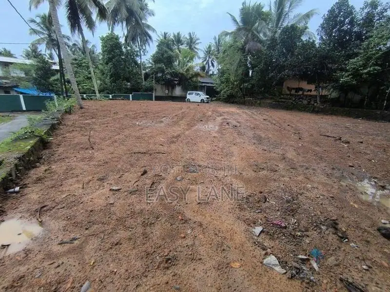Land for Sale in Horana / Ca 13677