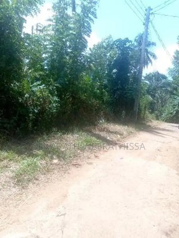 Land for Sale in Rambukkana