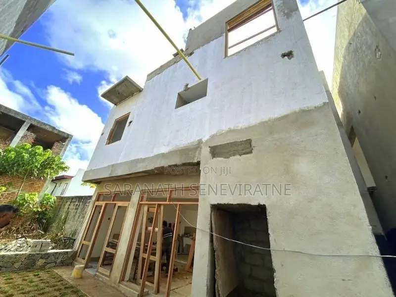 Brand-New Houses For Sale - Ja-Ela The Finance Kandawatta