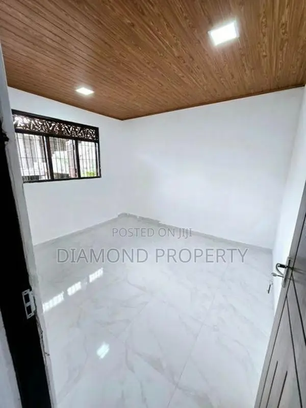 Two Storied House For Sale In Mandawila IDH Angoda