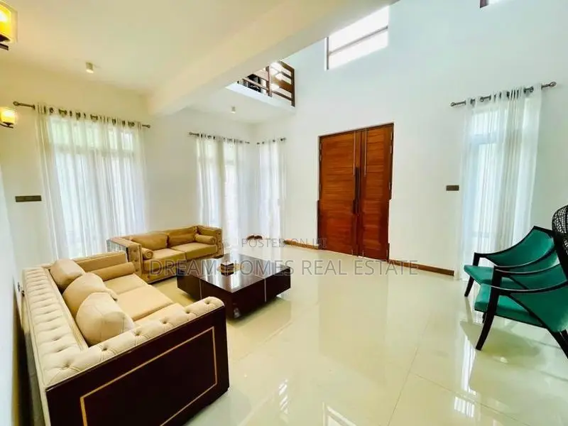 Modern 5-Bedroom House for Sale in Kalalgoda
