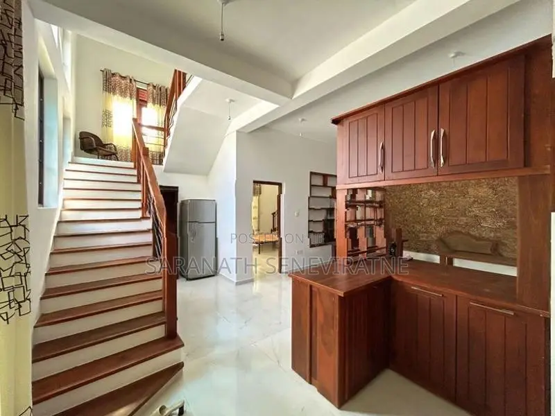Brand-New House in Ja-Ela Thudella - Near Train Station