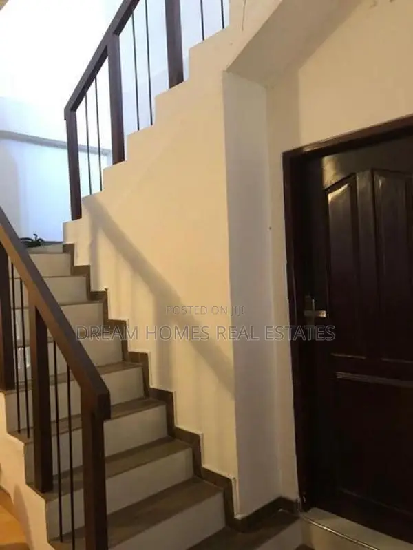 4-Bedroom 2-Storey House for Sale – Mattegoda