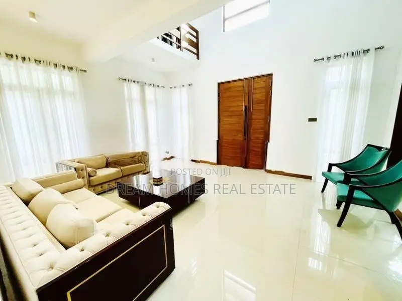 Modern 5-Bedroom House for Sale in Kalalgoda