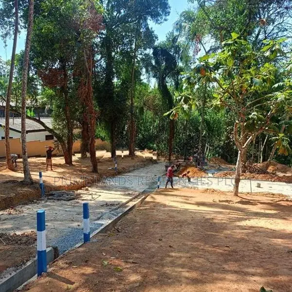 Land for Sale in Kadawatha