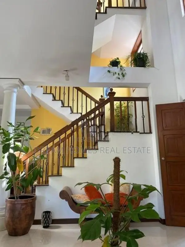 Spacious 4-Bedroom House for Rent – Godagama